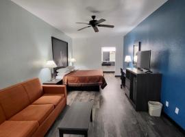 Scottish Inns & Suites Forney, hotel em Forney