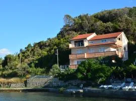 Apartments by the sea Supetarska Draga - Donja, Rab - 17201