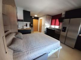 Estudio en Ribeira by Cristian&Tamara "alquileres", Hotel in Ribeira