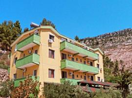 Hotel Bolonja, hotel din Shëngjin