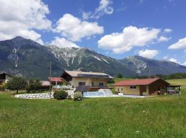 Ferienwohnung Alpenblick, hotel con estacionamiento en Hermagor