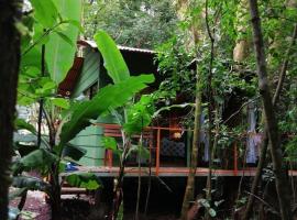 Tree houses Bosque Nuboso Monteverde, glamping site in Monteverde Costa Rica