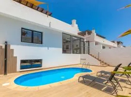 Villa Sola - Pool oasis near the sea