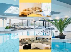 25h SPA-RESIDENZ Apartment LUXURY POOLs Garden private Beach, Hotel in Neusiedl am See