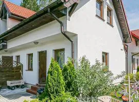 Nice Apartment In Bobolin With Wifi