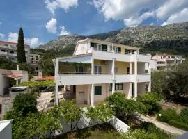 Apartments by the sea Igrane, Makarska - 18069