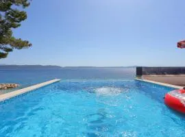 Family-friendly apartments with swimming pool Zivogosce - Porat, Makarska - 18150
