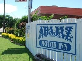 Abajaz Motor Inn-CENTRAL LOCATION-POOL-KING BEDS, hotel com estacionamento em Longreach
