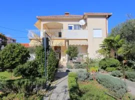 Apartments by the sea Seget Vranjica, Trogir - 18487