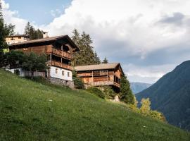 Mountain house Ebner, hotel in Selva dei Molini