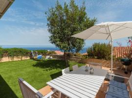 Luxury Villa y Ocean View, kalnų namelis mieste Tenerifės Santa Krusas