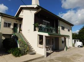 Casa da Veiga, holiday home in Lago