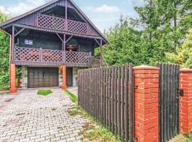 Cozy Home In Dabrwno With Lake View, maison de vacances à Dąbrówno