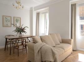 DELUXE APARTMENT NEAR GRAN VIA, viešbutis Madride, netoliese – Gran Via gatvė