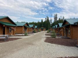 Cabin Village, hotel en Island Park