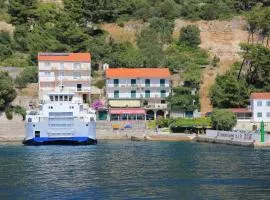 Apartments by the sea Drvenik Donja vala, Makarska - 19006