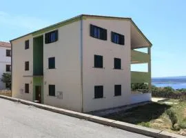 Apartments with a parking space Maslenica, Novigrad - 19060