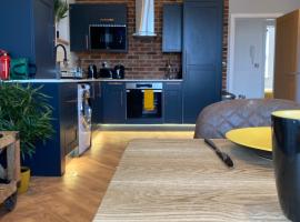 Stylish 2 Bed Apt, 2 Minute Walk From The Beach., Golfhotel in Sheringham