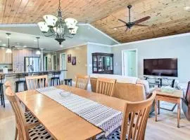 Readfield Retreat with Lake Maranacook Views!
