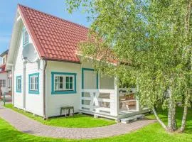 Beautiful Home In Ustka With Kitchen