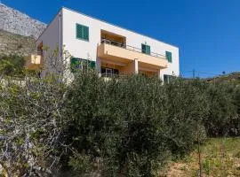 Apartments with parking space Dugi Rat, Omis - 19516