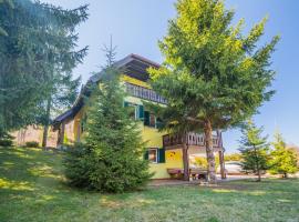 Family friendly house with a parking space Lokve, Gorski kotar - 19457, hotel in Lokve