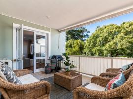 Coral Isle Apartment, hotel in Knysna