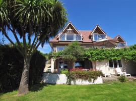 Willows, Ferienwohnung in Charmouth