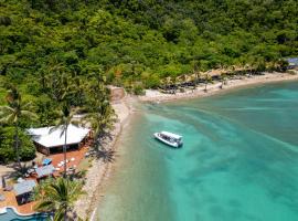 Elysian Luxury Eco Island Retreat, resort sa Long Island