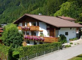 Haus Christopherus, apartment in Klösterle am Arlberg