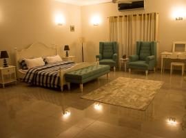 Hype Holiday Homes, hotel in Karachi