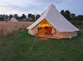 6 Guests - Bell Tent - Wood Stove - Parking