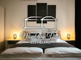 Munkácsy Villa - Szekszárd, hotell i Szekszárd