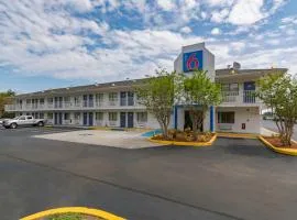 Motel 6-Ft. Pierce, FL