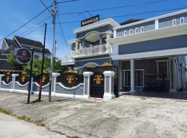 Mahakam Guest House, alquiler vacacional en Padang