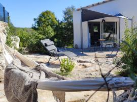 Gite le Chamaju, hotel in Labeaume