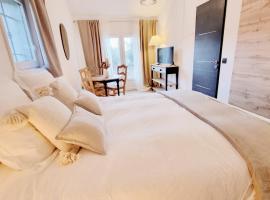 Pierrevert에 위치한 주차 가능한 호텔 Suite Oasis en Provence Luberon Pierrevert