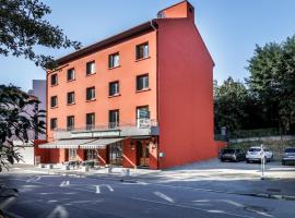 Hôtel Saint Clair, hotel met parkeren in Lourdes