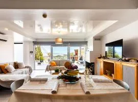 City View Apartment With Amazing Veranda