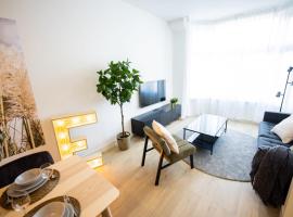 Earnestly 1 Bedroom Serviced Apartment 54m2 -NB306E-, דירה ברוטרדם