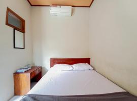 Nganjuk में, होटल Hotel Gerung 2 near Luwes Mall Nganjuk Mitra RedDoorz