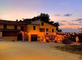 Chiaraluce Country House, bed & breakfast a Massignano