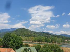 Apartament Panoramic Calimanesti, hotel in Călimăneşti