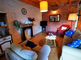 Mazurska Sielanka - klimatyczny apartament, 2 sypialnie i 2 ogródki, hotel a Wydminy