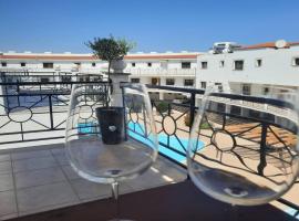 Paramount Gardens Resorts C201, hotel v destinaci Larnaka
