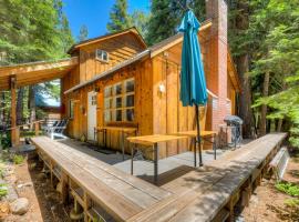 Truly Tahoe, cottage in Homewood