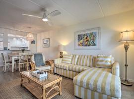 Colorful Oceanside Condo with Beach Access!, hotel en St. Augustine Beach