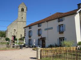 Grange d'Anjeux Bed & Breakfast, hotel with parking in Anjeux