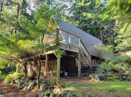 Cabin In The Woods, hotel en Isla de Bowen