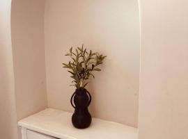 'Bloomfield' at stayBOOM, hotel in Lancaster